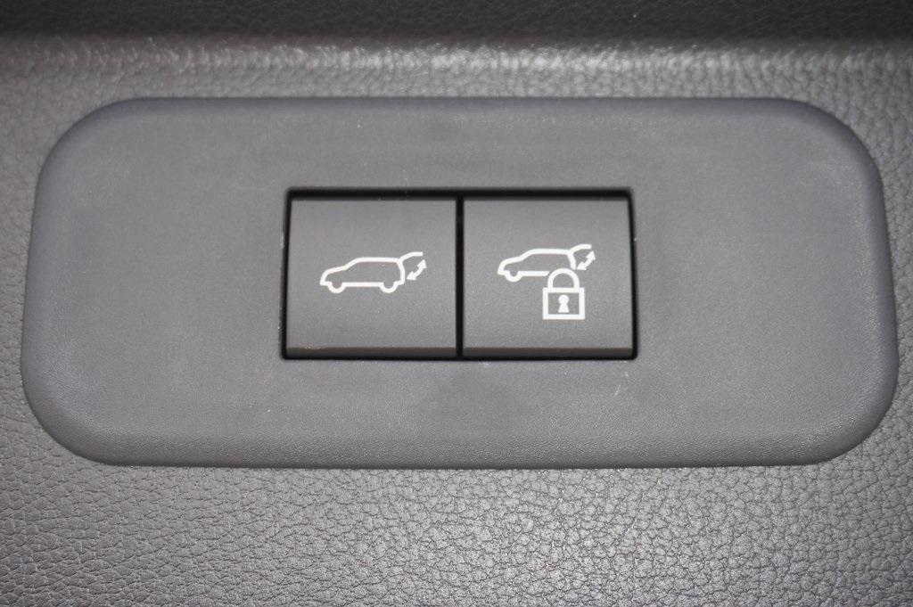 new 2025 Toyota Grand Highlander Hybrid car, priced at $52,046