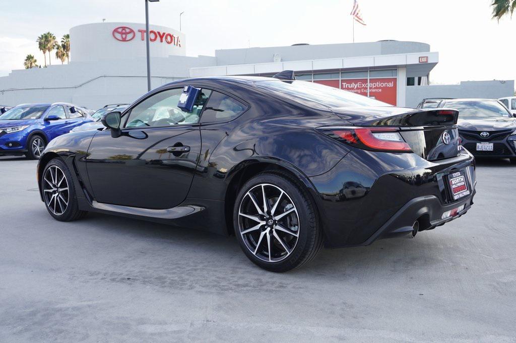 used 2025 Toyota GR86 car, priced at $29,000