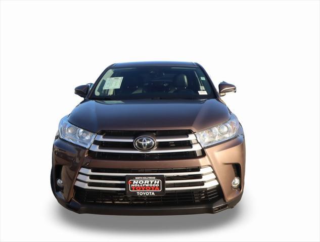 used 2019 Toyota Highlander car, priced at $21,716