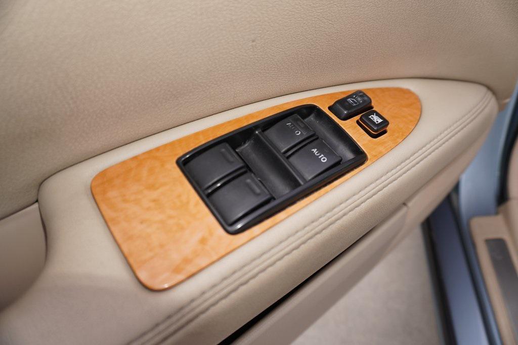 used 2007 Toyota Avalon car, priced at $9,300