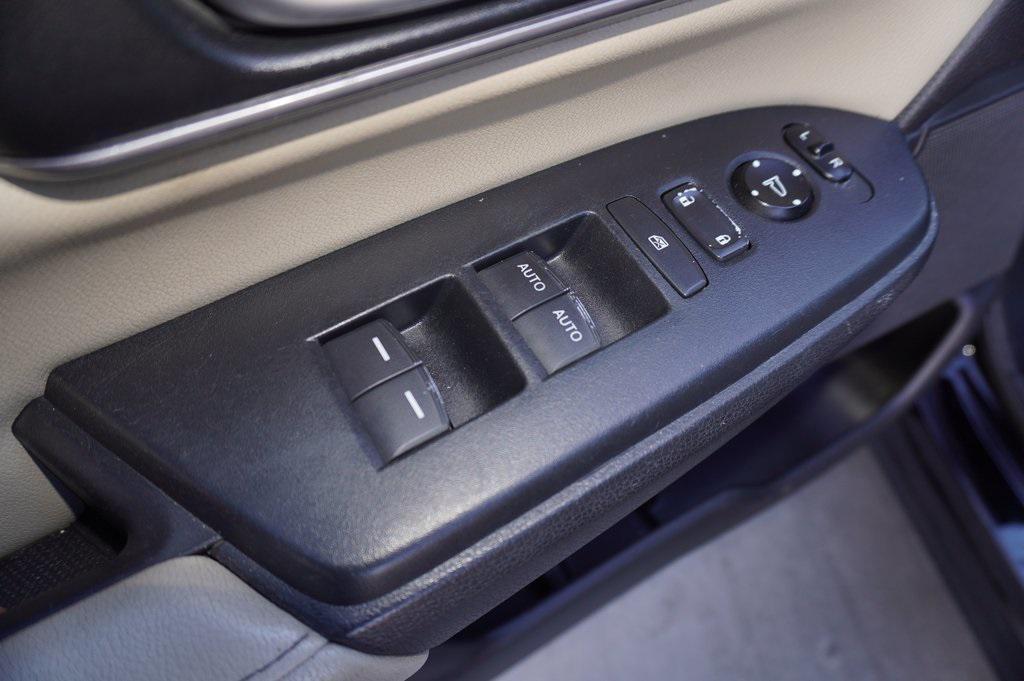 used 2017 Honda CR-V car, priced at $14,000