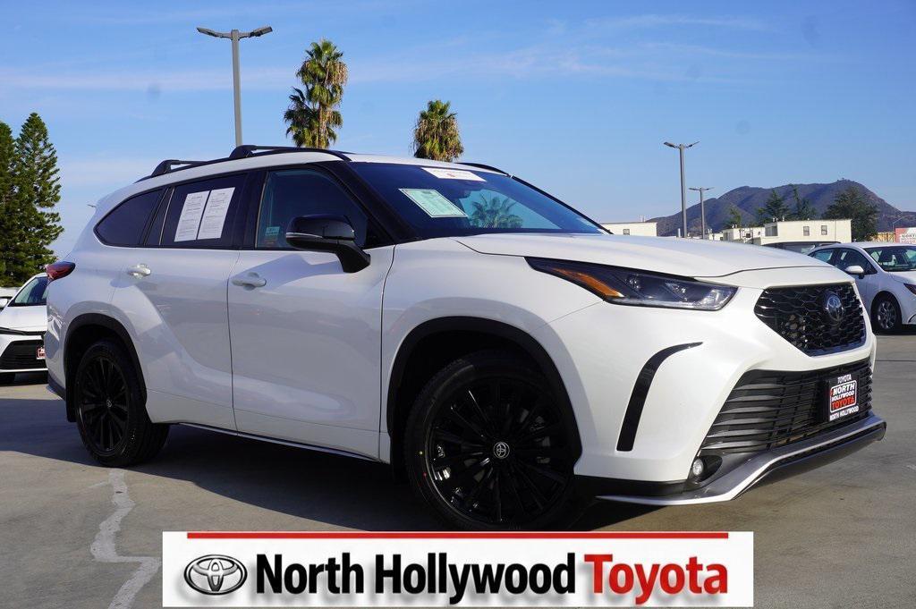 used 2023 Toyota Highlander car, priced at $38,000