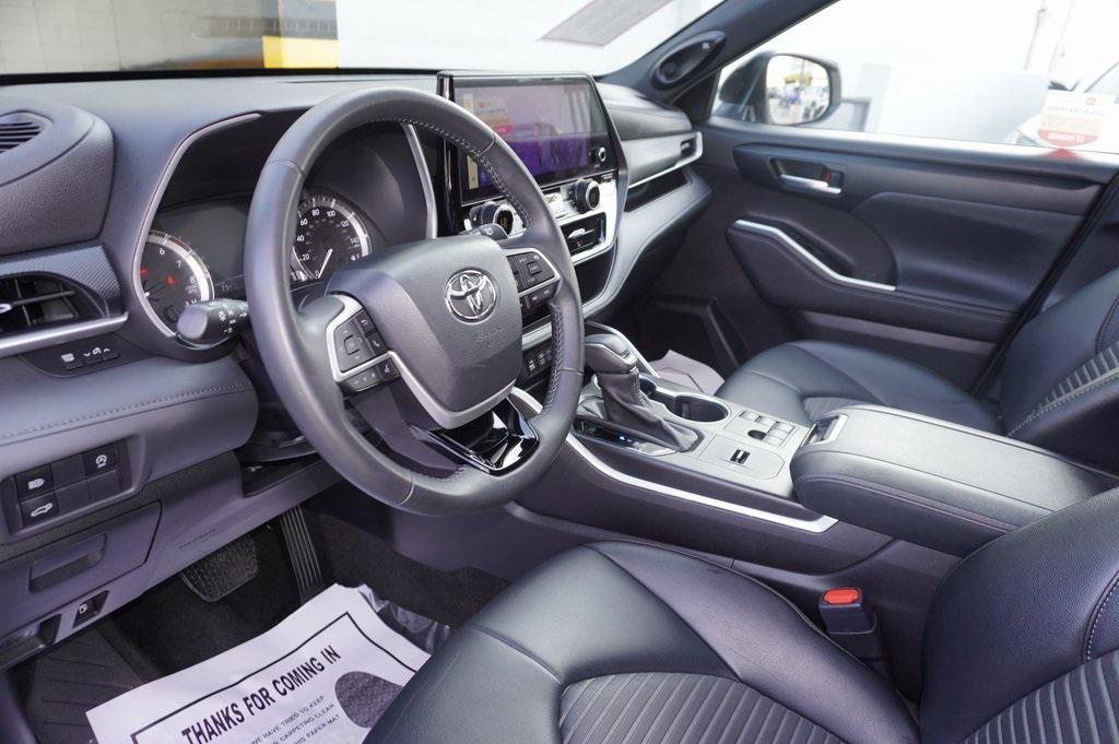 used 2023 Toyota Highlander car, priced at $38,000