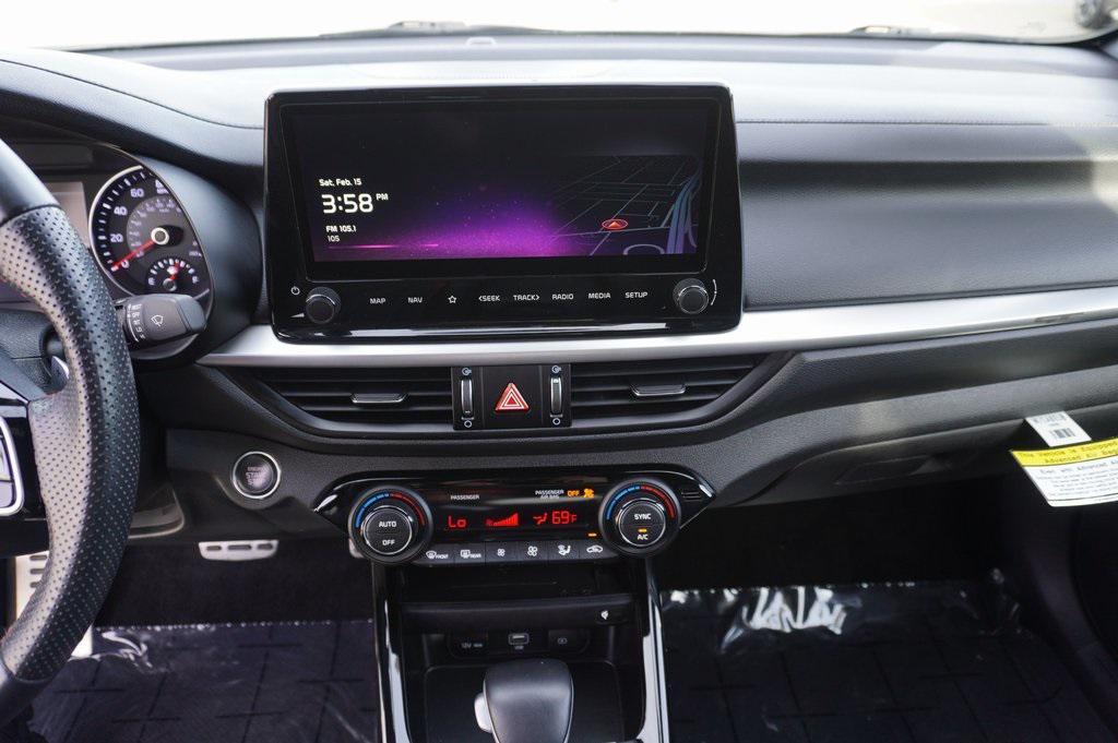 used 2023 Kia Forte car