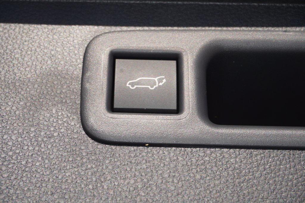 new 2026 Toyota Highlander car, priced at $53,573