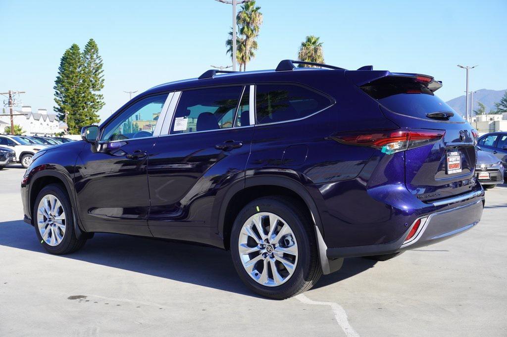 new 2026 Toyota Highlander car, priced at $53,573