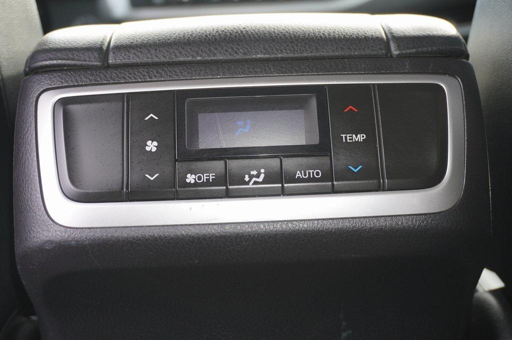 used 2017 Toyota Highlander car, priced at $18,500