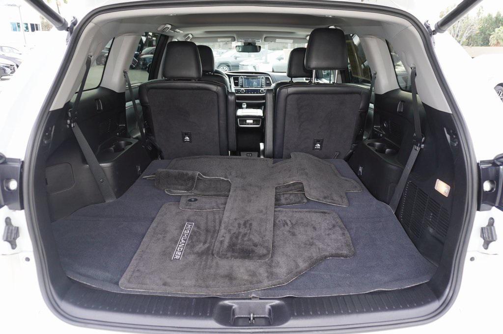 used 2017 Toyota Highlander car, priced at $18,500