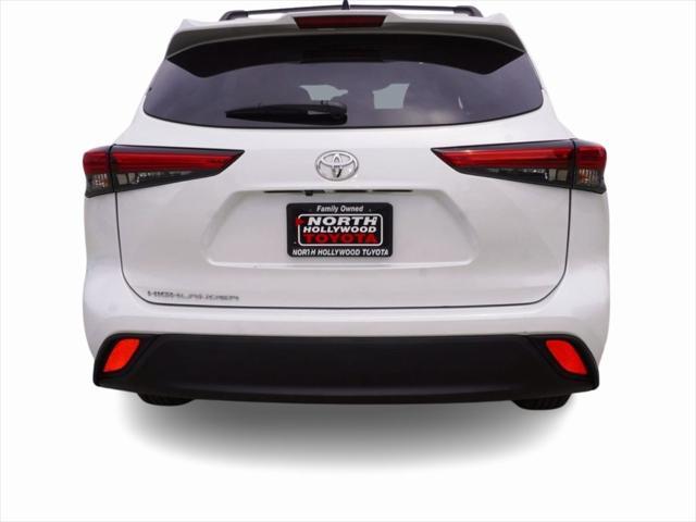 used 2023 Toyota Highlander car, priced at $37,441