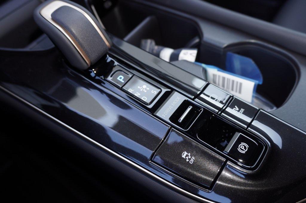 new 2025 Toyota Crown Signia car, priced at $46,594