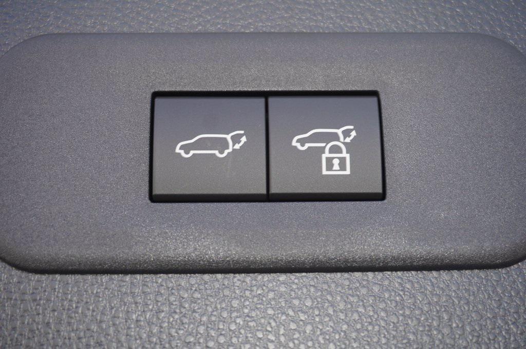 new 2025 Toyota Crown Signia car, priced at $46,594