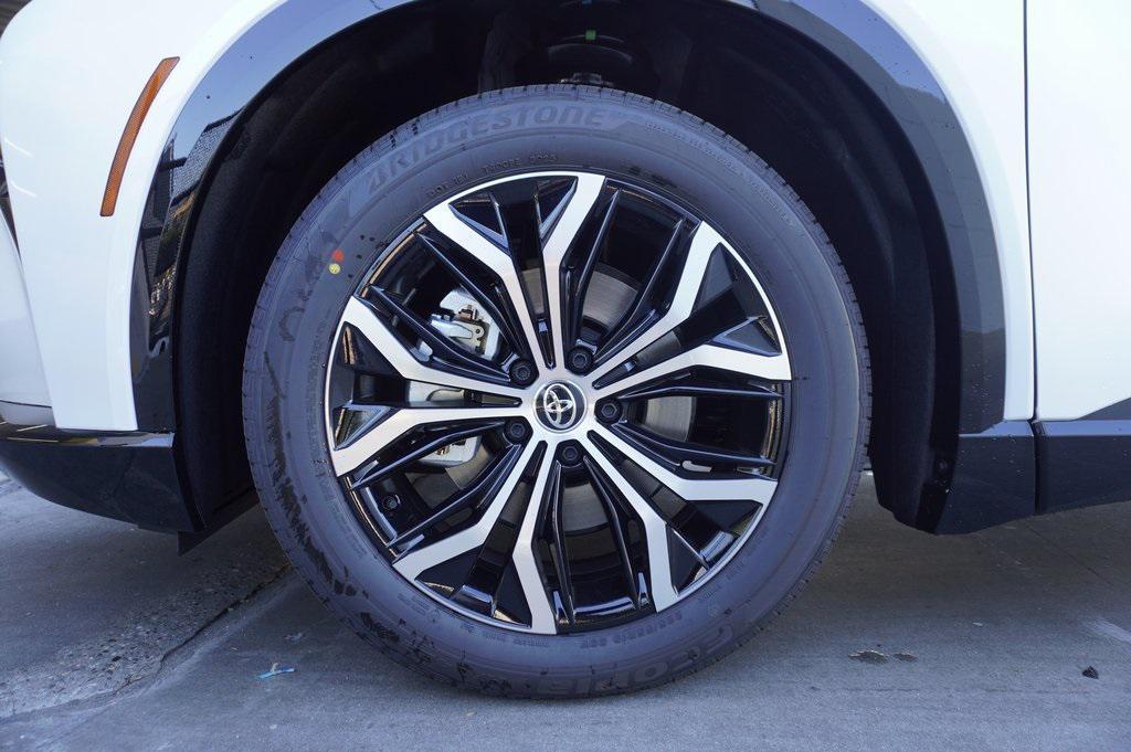 new 2025 Toyota Crown Signia car, priced at $46,594