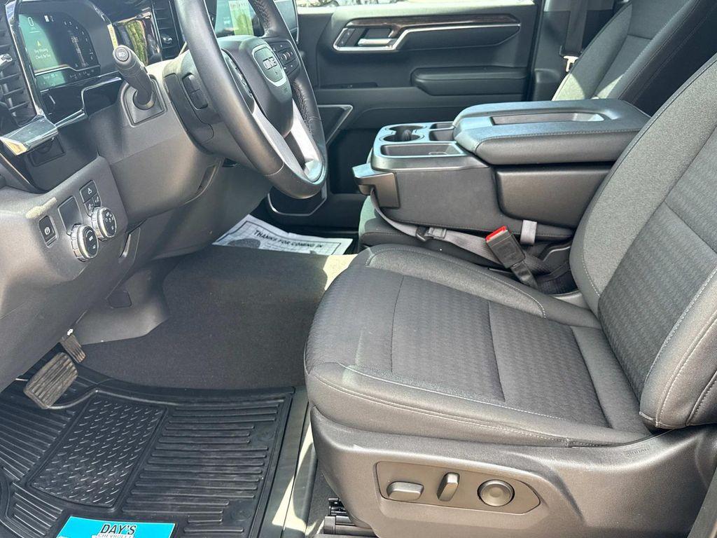 used 2022 GMC Sierra 1500 car, priced at $40,997