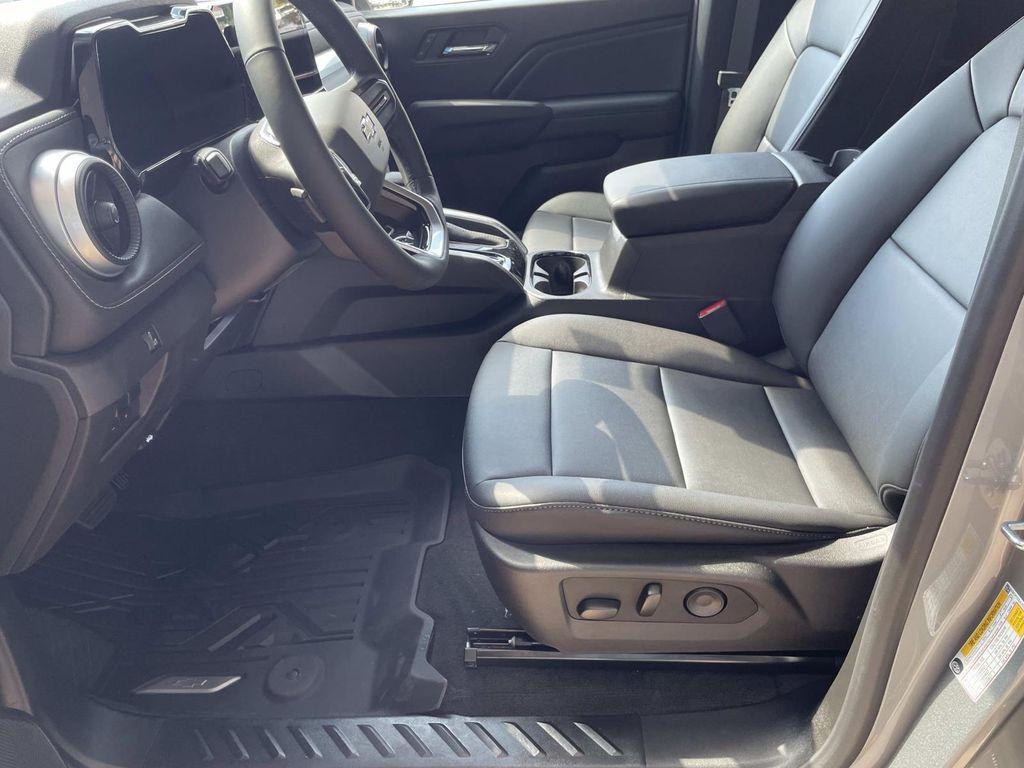 new 2025 Chevrolet Colorado car, priced at $40,240