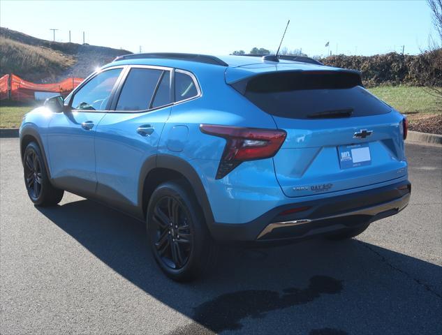 new 2025 Chevrolet Trax car, priced at $25,900