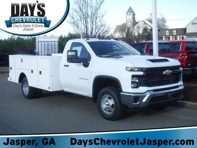 new 2025 Chevrolet Silverado 3500 car, priced at $72,995