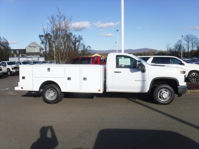 new 2025 Chevrolet Silverado 3500 car, priced at $73,495