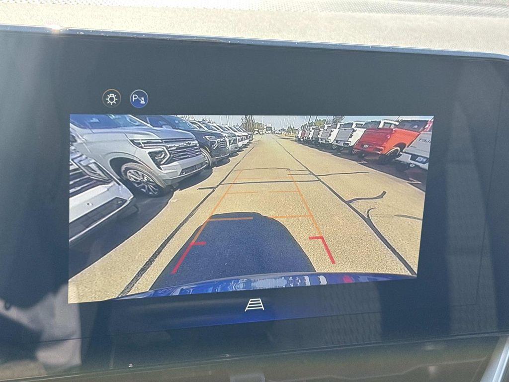 new 2026 Chevrolet Equinox car, priced at $32,035