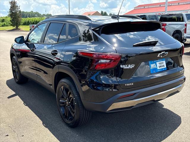 new 2025 Chevrolet Trax car, priced at $26,955