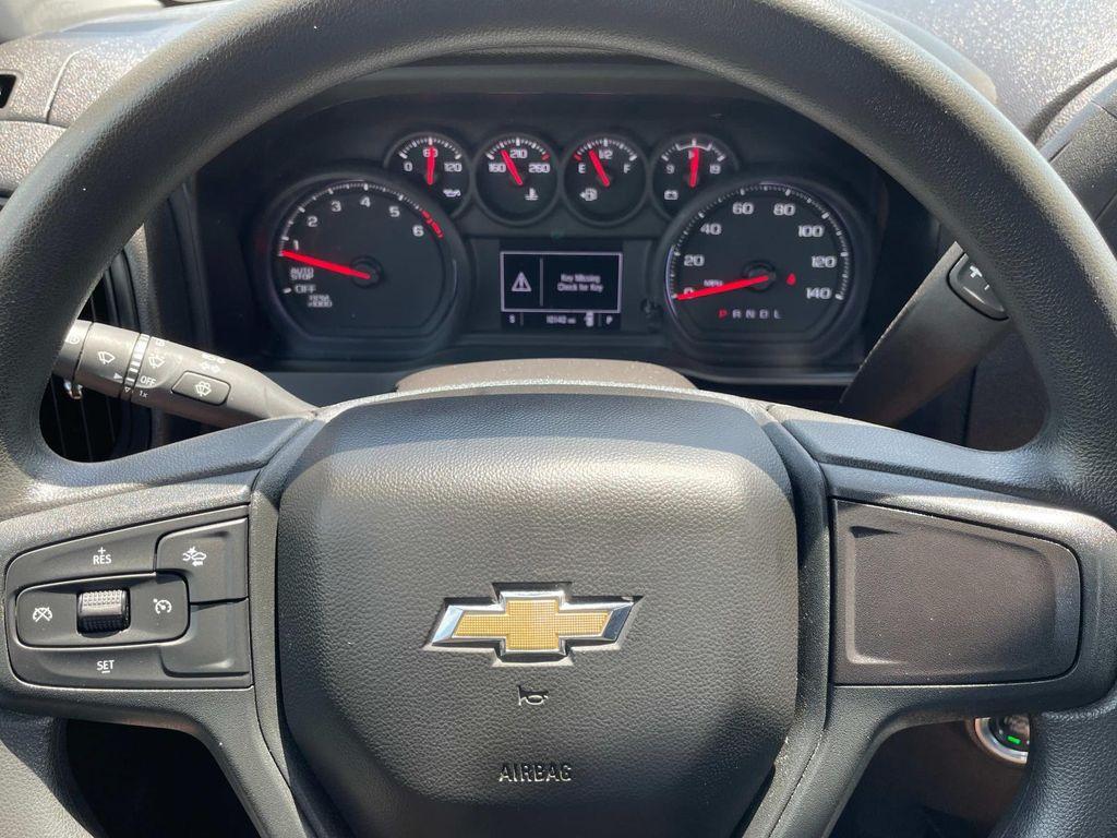 used 2024 Chevrolet Silverado 1500 car, priced at $31,997