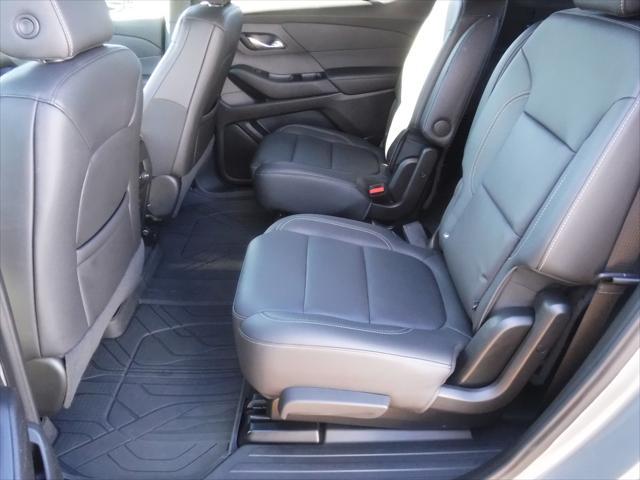 used 2023 Chevrolet Traverse car, priced at $32,997