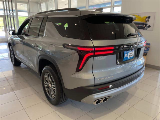 new 2025 Chevrolet Traverse car, priced at $40,835