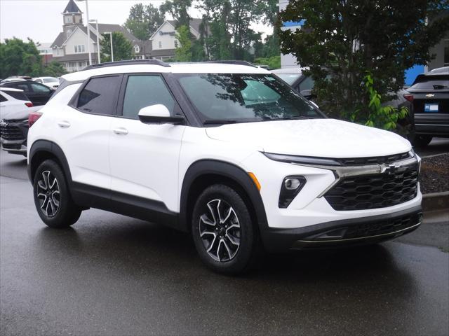 new 2024 Chevrolet TrailBlazer car, priced at $30,400