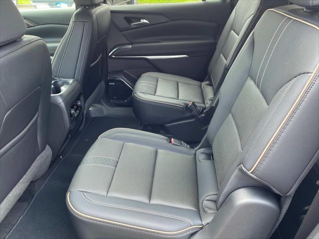 new 2025 Chevrolet Traverse car, priced at $54,330