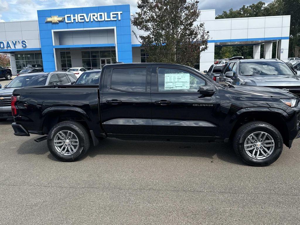 new 2026 Chevrolet Colorado car, priced at $36,555