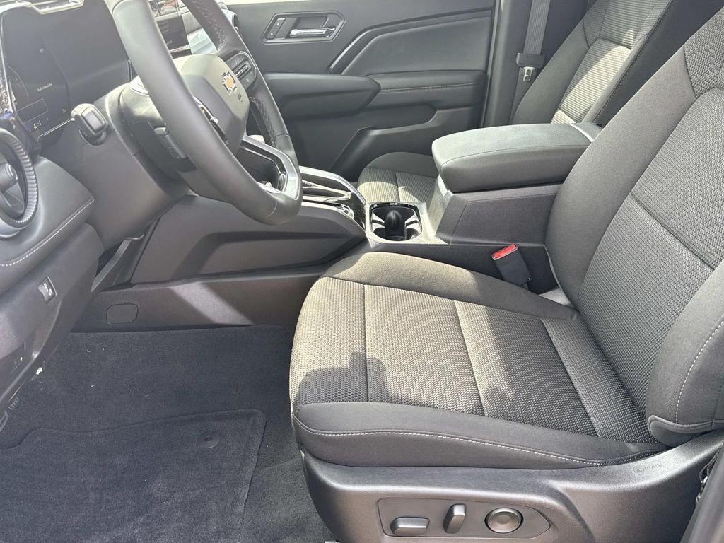 new 2026 Chevrolet Colorado car, priced at $36,555