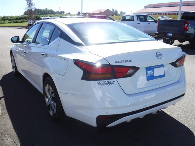 used 2023 Nissan Altima car, priced at $22,997