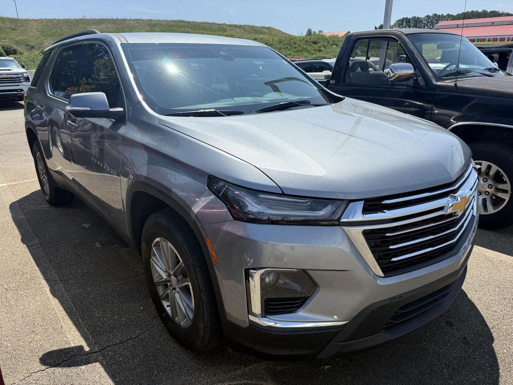 used 2023 Chevrolet Traverse car, priced at $31,997