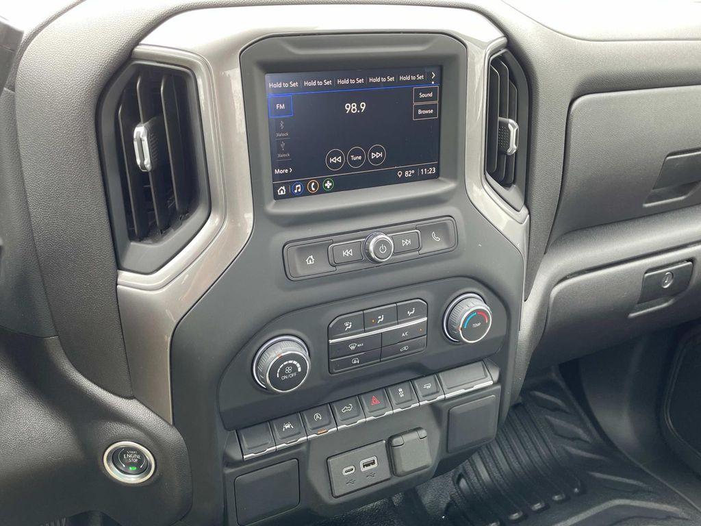 used 2024 Chevrolet Silverado 1500 car, priced at $30,997