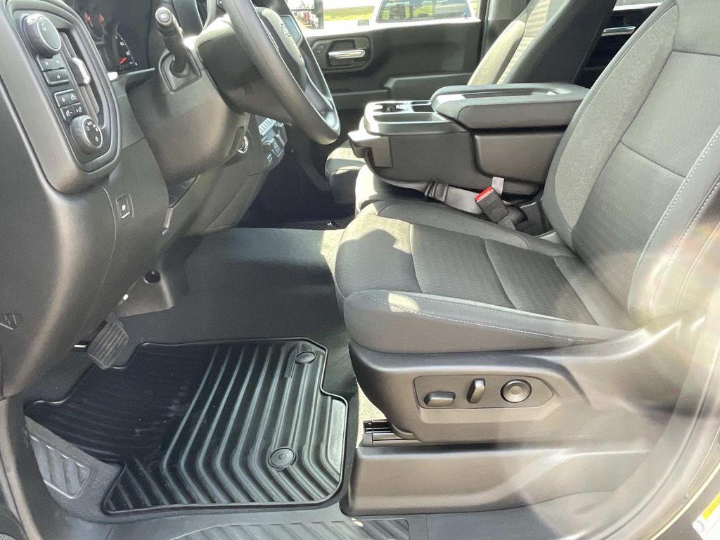 new 2025 Chevrolet Silverado 2500 car, priced at $64,900
