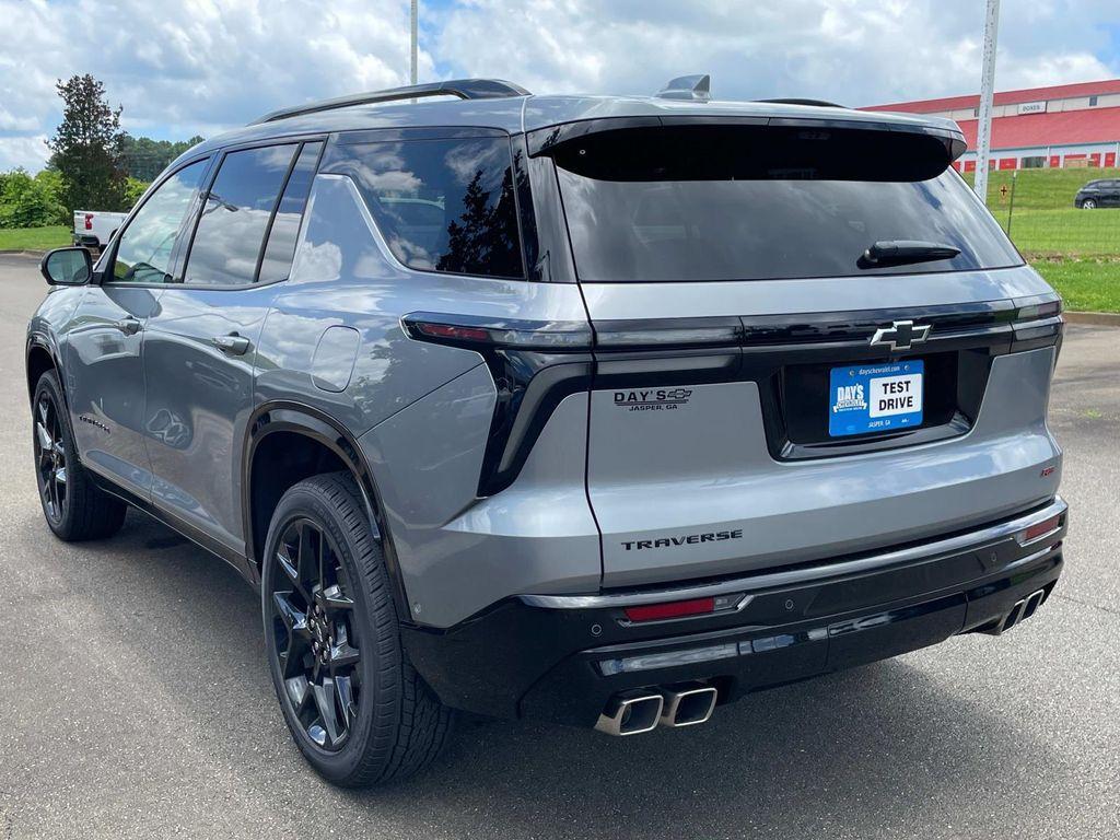 new 2025 Chevrolet Traverse car, priced at $50,945