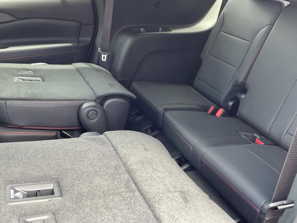 new 2025 Chevrolet Traverse car, priced at $50,945