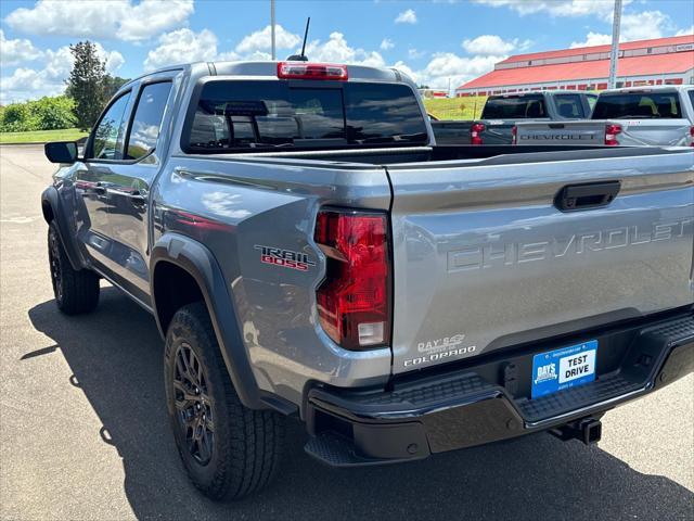 new 2025 Chevrolet Colorado car, priced at $44,500