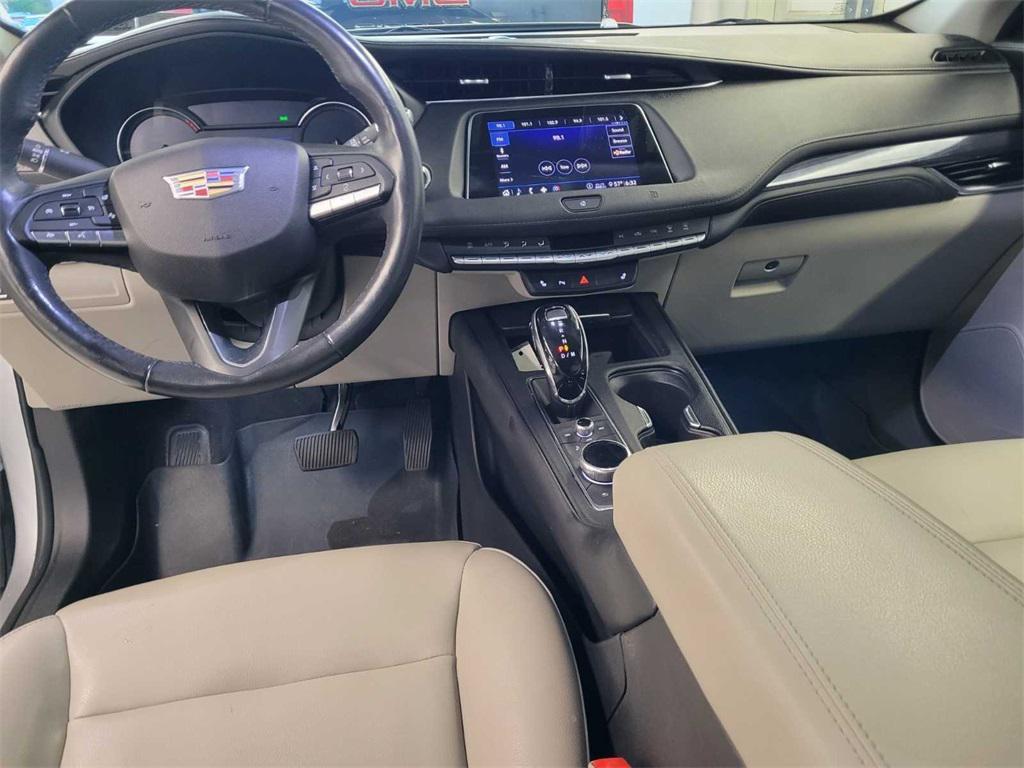 used 2020 Cadillac XT4 car, priced at $25,998