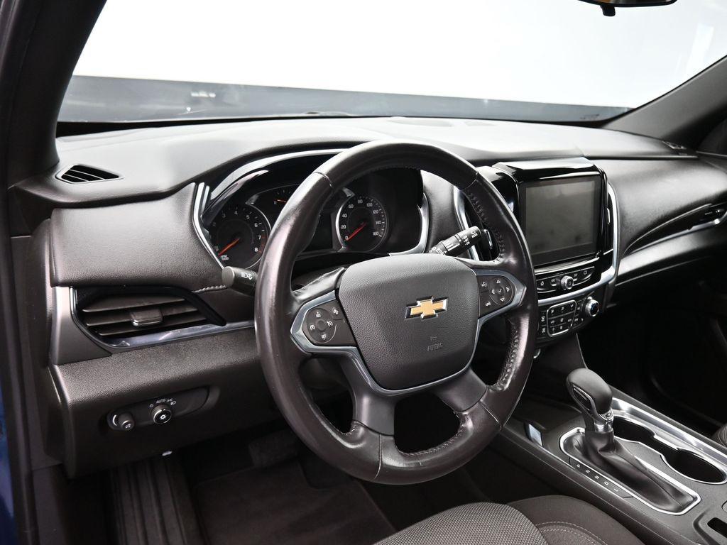 used 2022 Chevrolet Traverse car, priced at $30,999