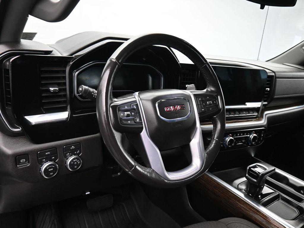 used 2022 GMC Sierra 1500 car, priced at $41,499