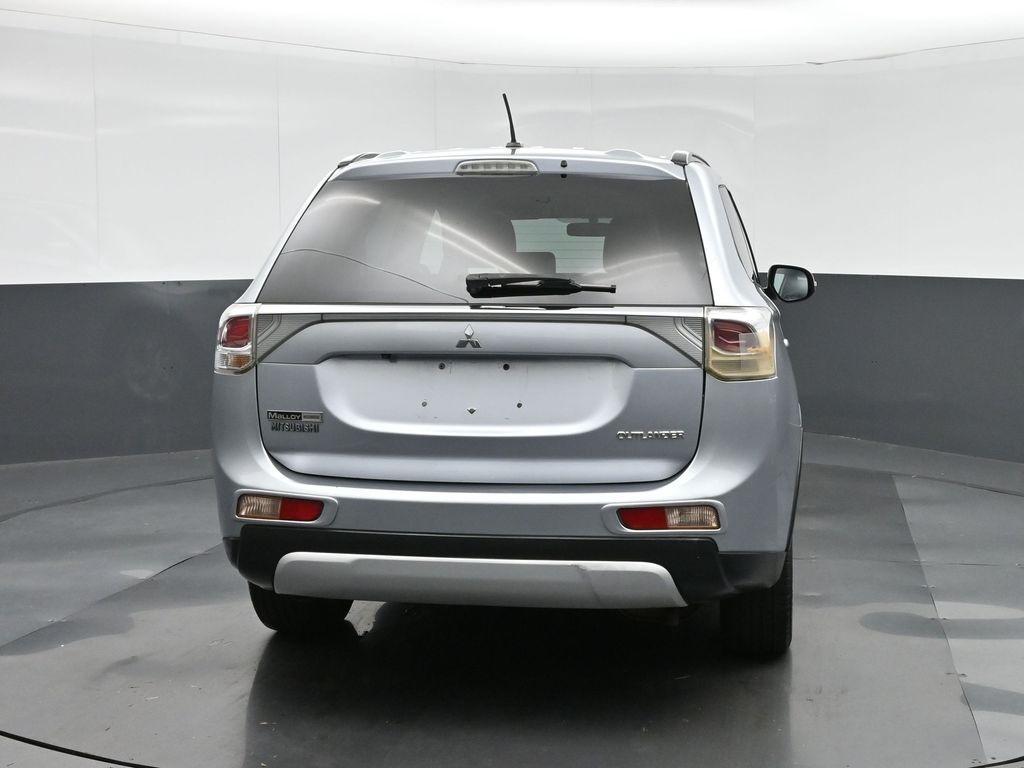 used 2015 Mitsubishi Outlander car, priced at $6,199