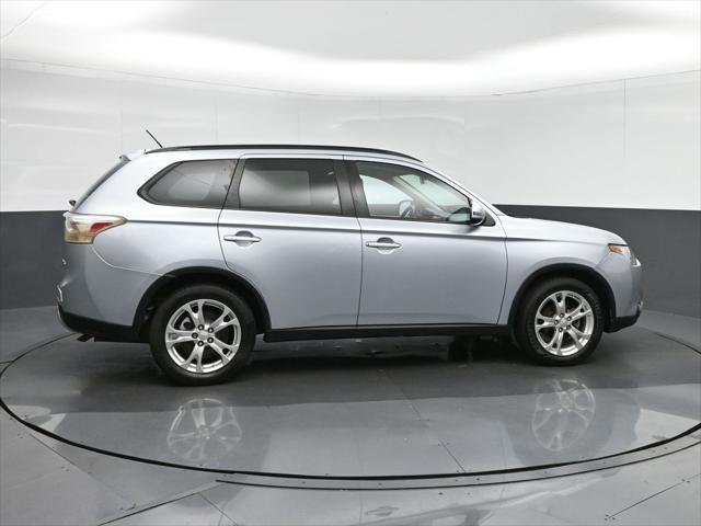 used 2015 Mitsubishi Outlander car, priced at $5,988