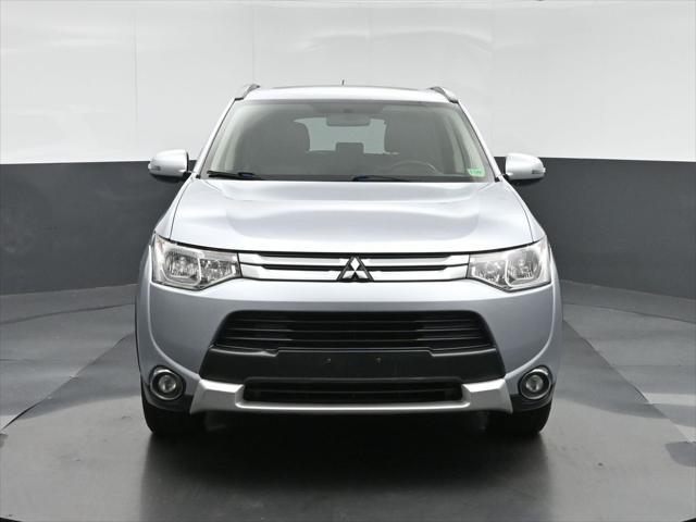 used 2015 Mitsubishi Outlander car, priced at $5,988