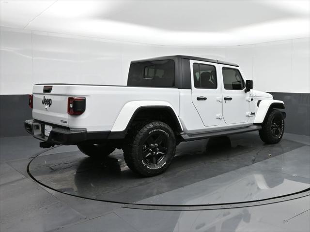 used 2021 Jeep Gladiator car, priced at $30,143