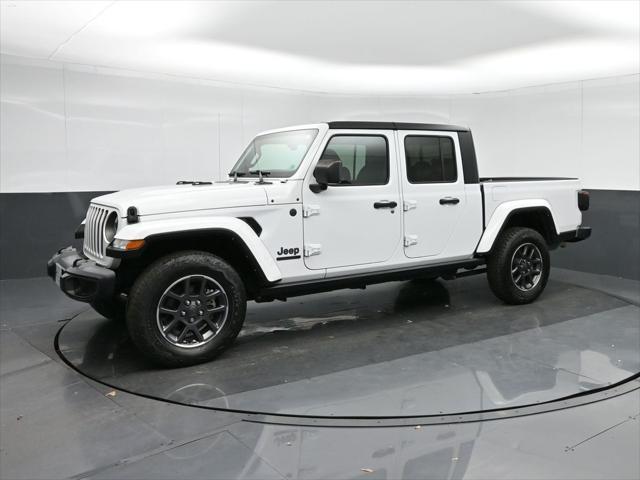 used 2021 Jeep Gladiator car, priced at $30,161