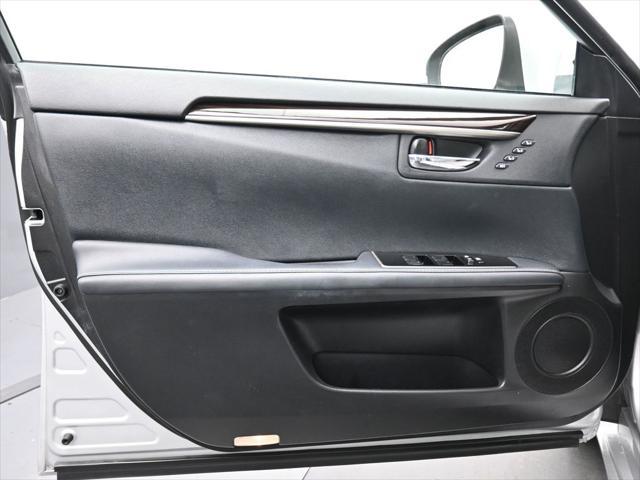 used 2018 Lexus ES 350 car, priced at $27,998