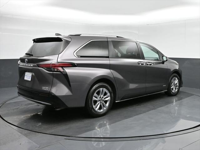 used 2021 Toyota Sienna car, priced at $38,897
