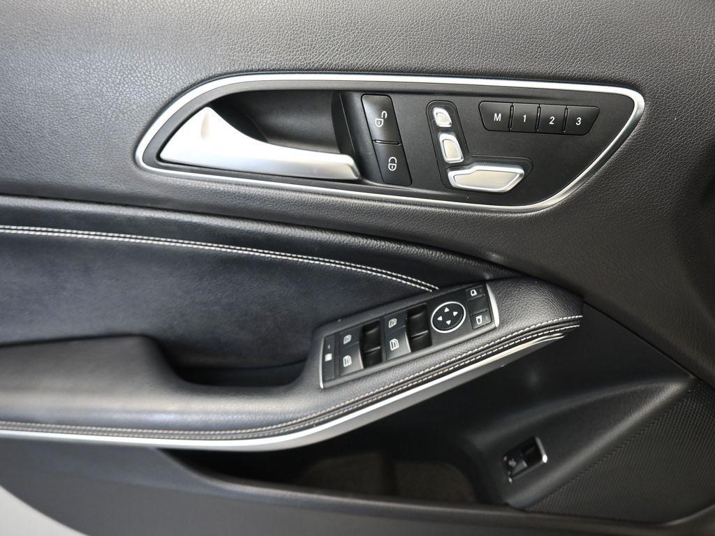 used 2018 Mercedes-Benz GLA 250 car, priced at $16,999