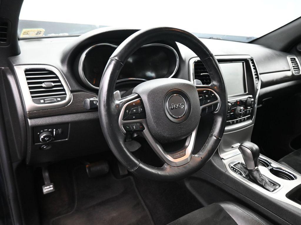 used 2017 Jeep Grand Cherokee car, priced at $11,988