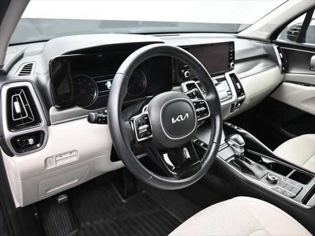 used 2023 Kia Sorento car, priced at $27,499